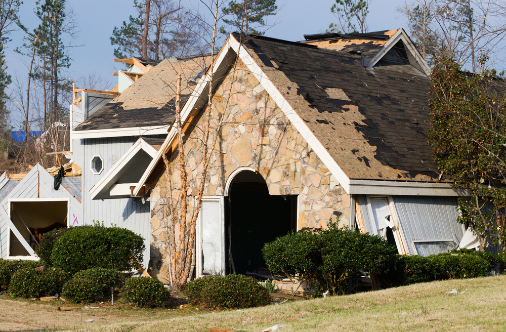 Signs of Trouble: Identifying Summer Roof Damage in Austin